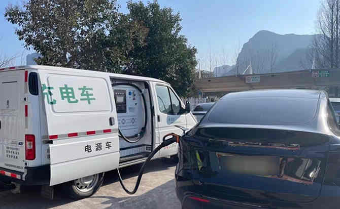 乌兰浩特汽车搭电